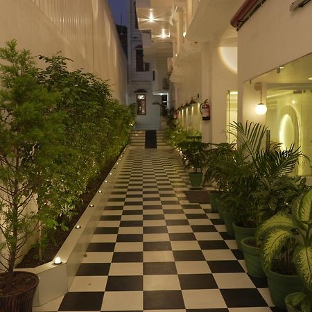 The Lavish Stay Varanasi Bagian luar foto
