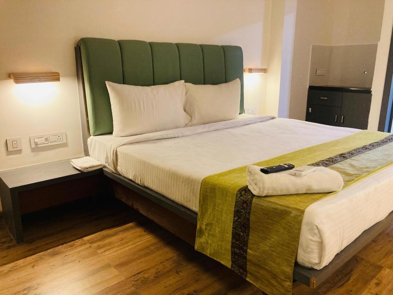 The Lavish Stay Varanasi Bagian luar foto