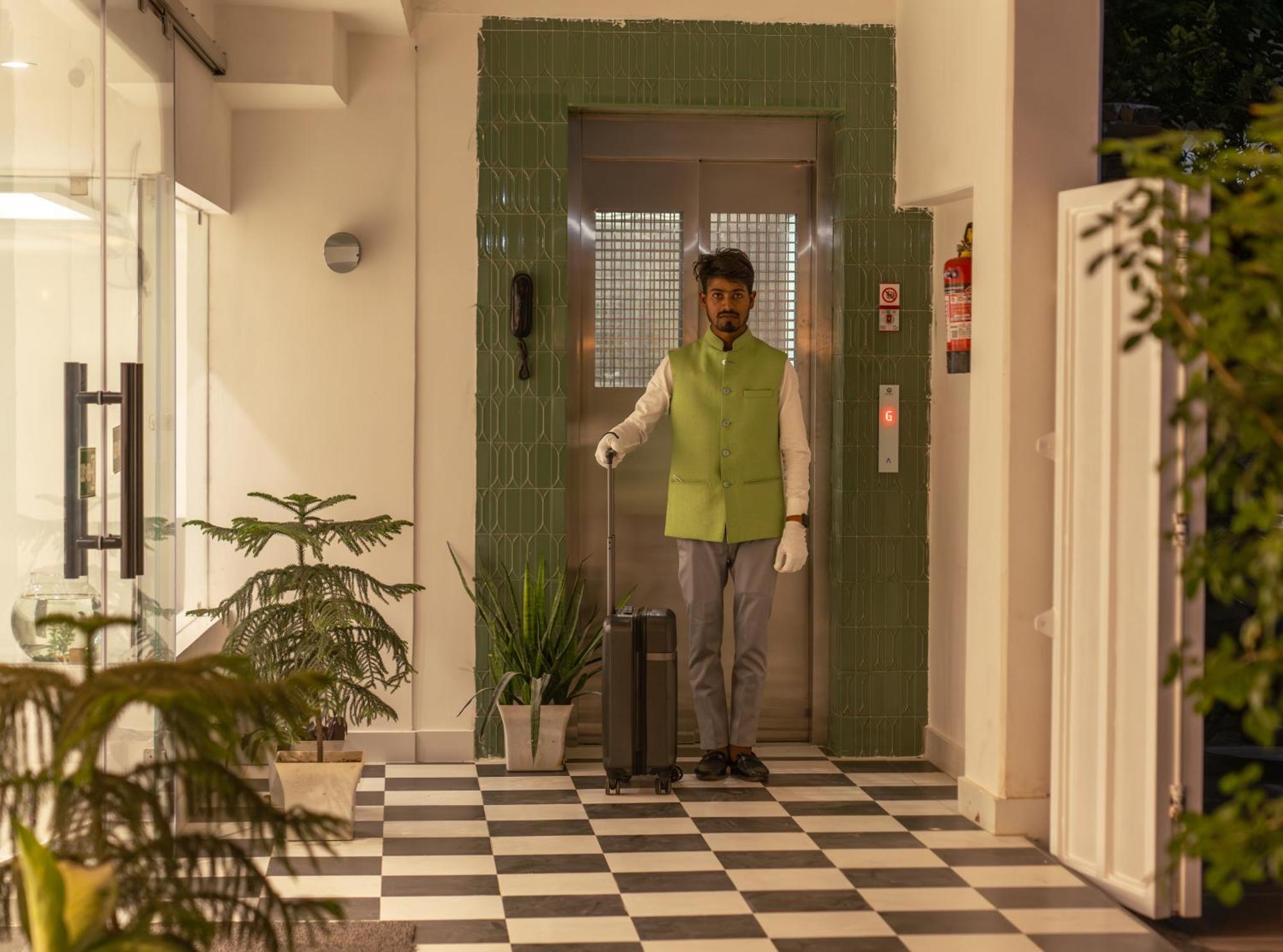 The Lavish Stay Varanasi Bagian luar foto